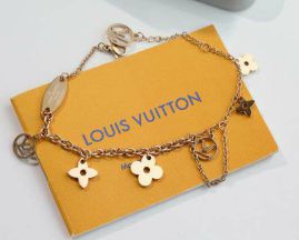 Picture of LV Bracelet _SKULVbracelet11ly5211339